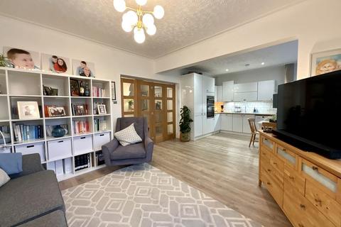 2 bedroom property for sale, Herberton Road, Southbourne