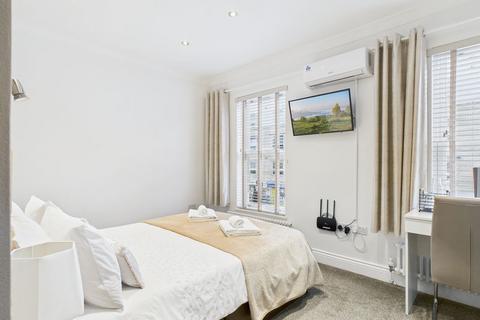 3 bedroom end of terrace house for sale, Westferry Road, London