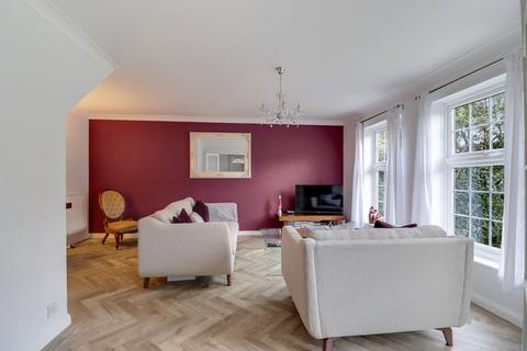 undefined, Atfield Grove, Windlesham GU20
