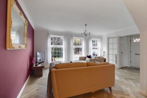 undefined, Atfield Grove, Windlesham GU20