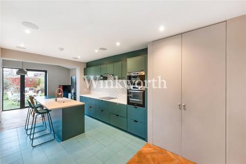 4 bedroom terraced house to rent, Mount Pleasant Road, London, N17