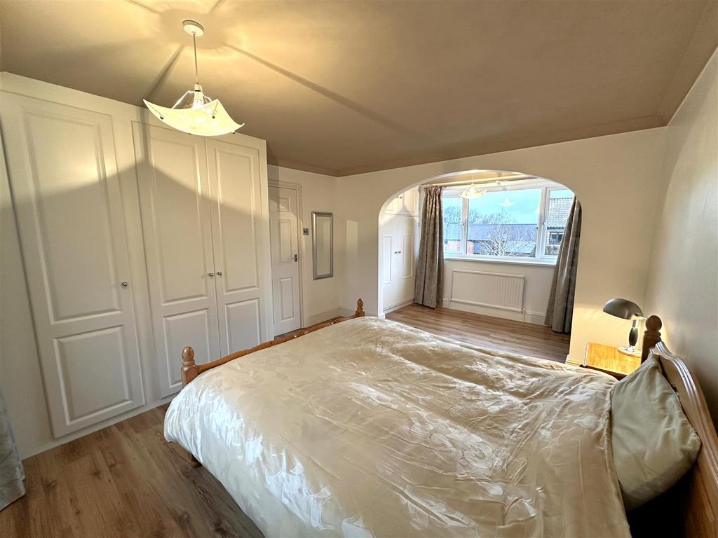 Bedroom One With Fitted Wardrobes 452