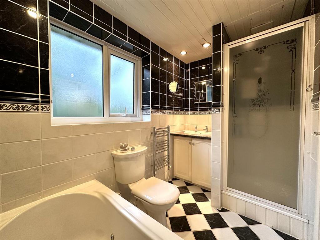 Bathroom 467