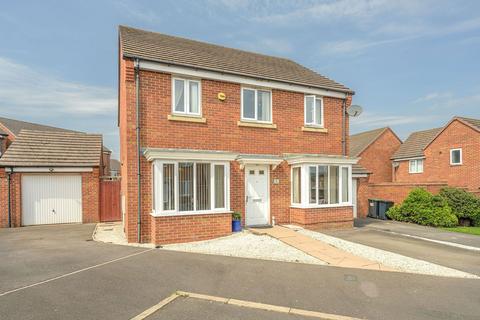 4 bedroom detached house for sale, Rushlight Gardens, Kingswinford DY6