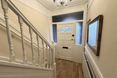 3 bedroom terraced house to rent, Church Street, Ellesmere Port