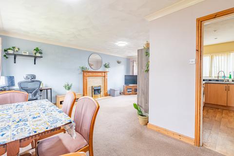 3 bedroom end of terrace house for sale, Foxwood, York YO24