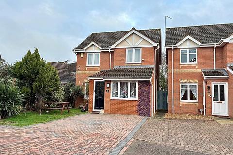 3 bedroom detached house for sale - Brindlestone Close, Hunsbury Meadows, Northampton NN4