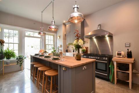 6 bedroom detached house for sale, St. Matthews Gardens, St. Leonards-On-Sea