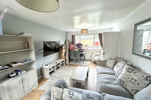 3 bedroom terraced house for sale, Riding Barns Way, Sunniside, Newcastle upon Tyne, Tyne and Wear, NE16 5PZ