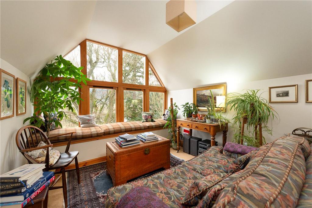 Brae House