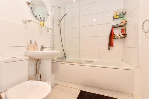 1 bedroom flat for sale, Great Stour Mews, Canterbury CT1