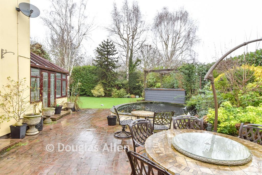 Patio / Decking