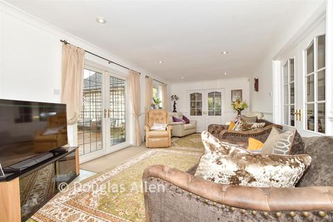 undefined, Nursery Road, Nazeing EN9