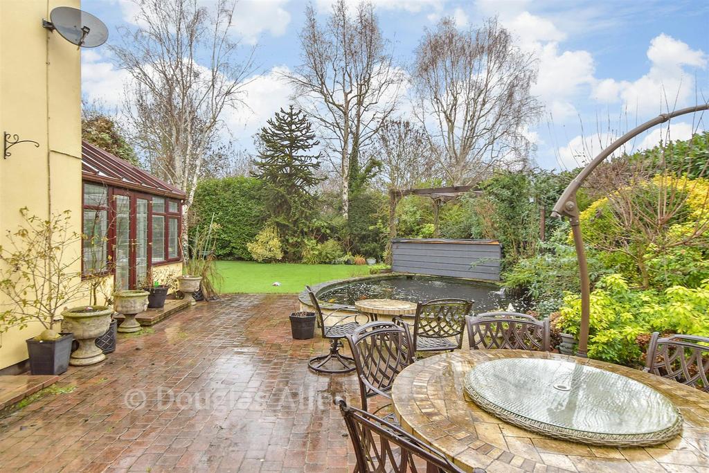 Patio / Decking
