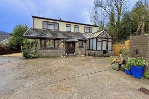 4 bedroom detached house for sale, Mountain Ash CF45