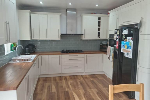 1 bedroom in a house share to rent, Princes Park Lane, Hayes UB3