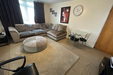3 bedroom flat for sale, Exeter Road, Dagenham RM10