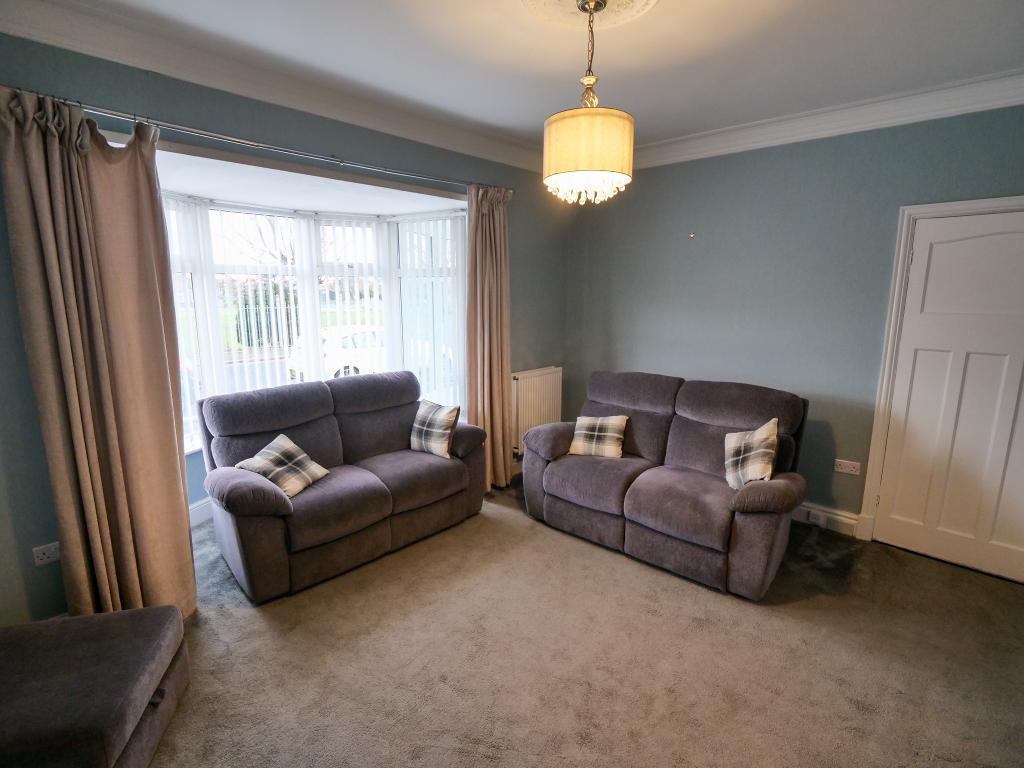 Lounge Dual Aspect