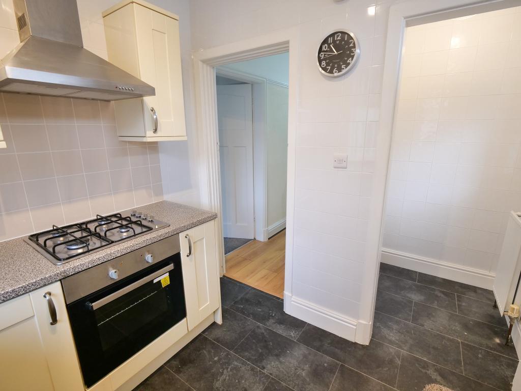 Kitchen Dual Aspect