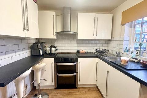 2 bedroom cottage for sale, Hexton Road, Barton-le-Clay, Bedfordshire, MK45 4JZ