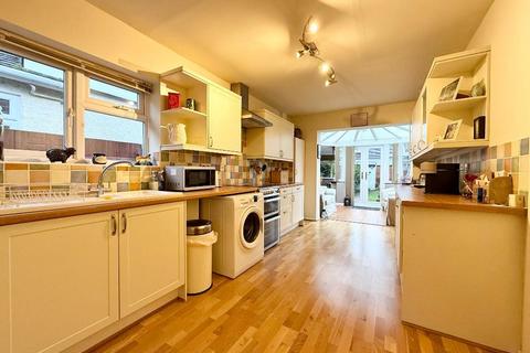 undefined, Derwent Avenue, Warden Hills, Luton, Bedfordshire, LU3 2DX