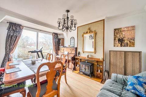 undefined, Mount Park, Carshalton, SM5
