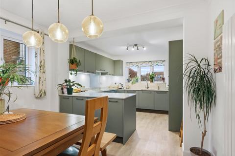 undefined, Asquith Close, Christchurch BH23