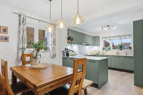 undefined, Asquith Close, Christchurch BH23