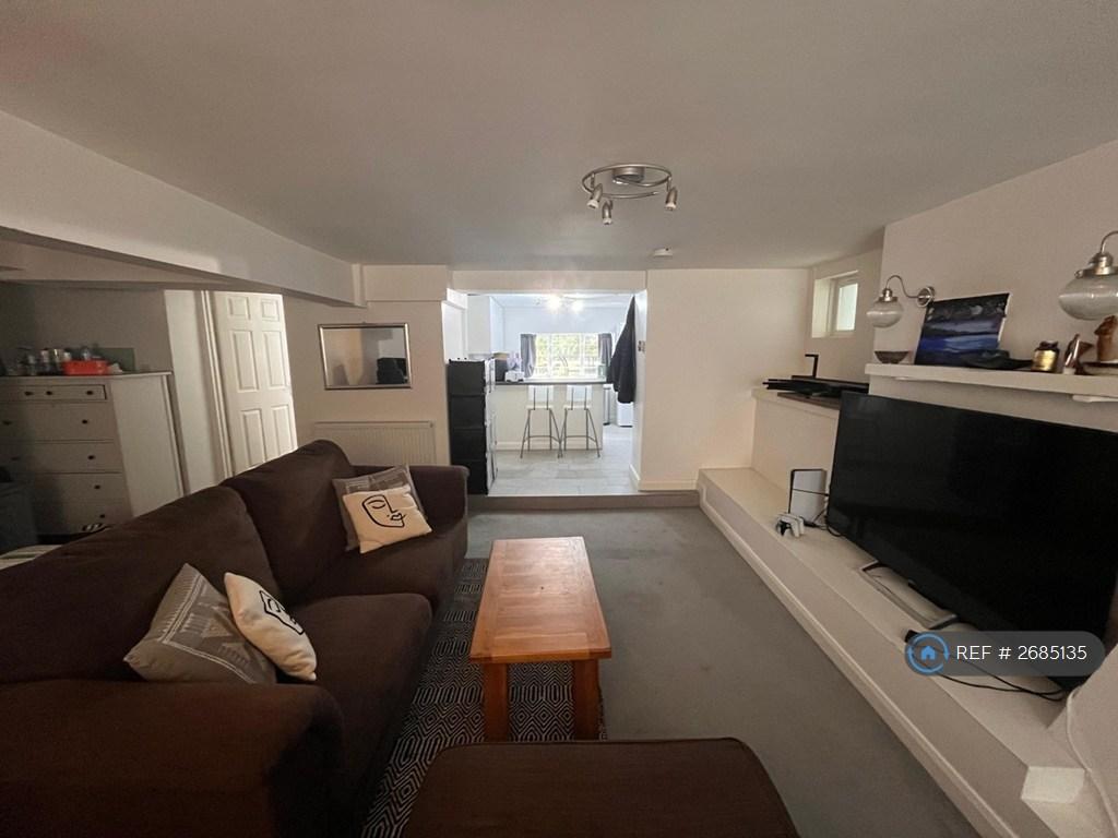 Lounge 2
