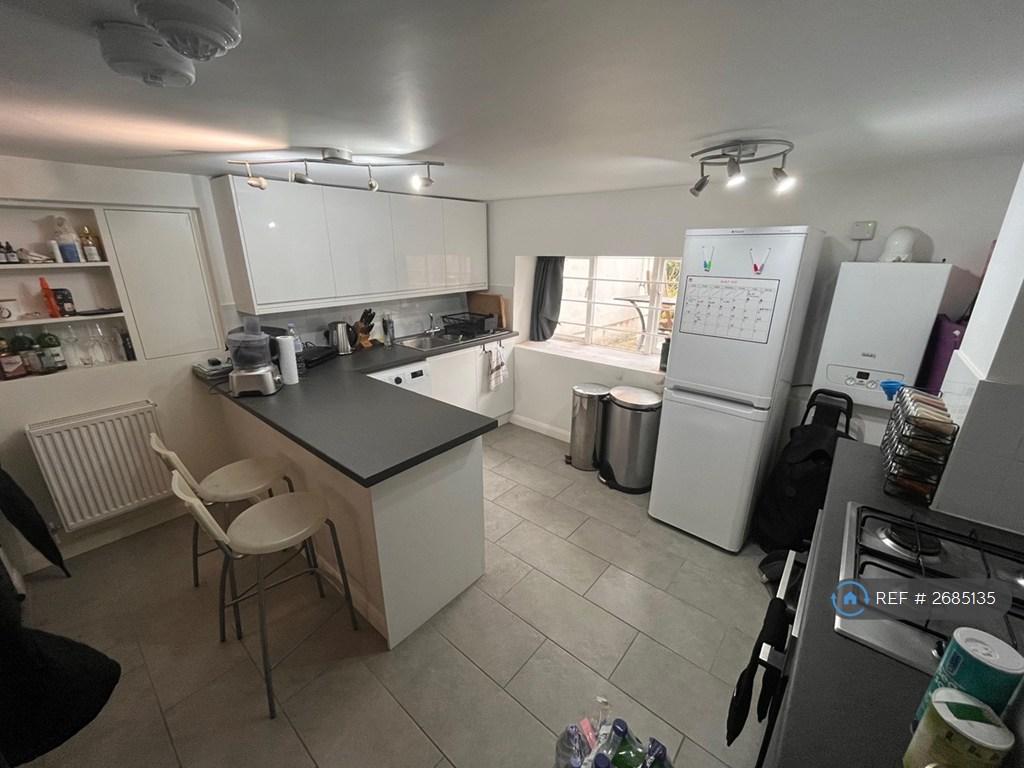 Kitchen 1