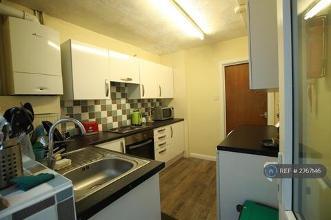 5 bedroom semi-detached house to rent, Burgess Road, Southampton, SO16