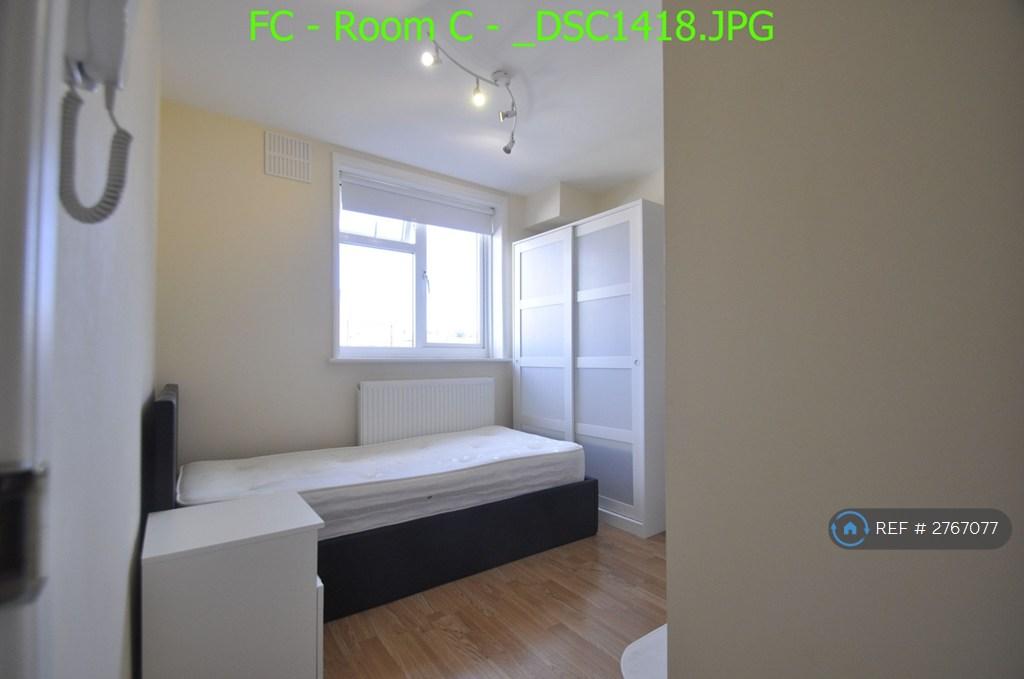Double Bedroom With Ensuite