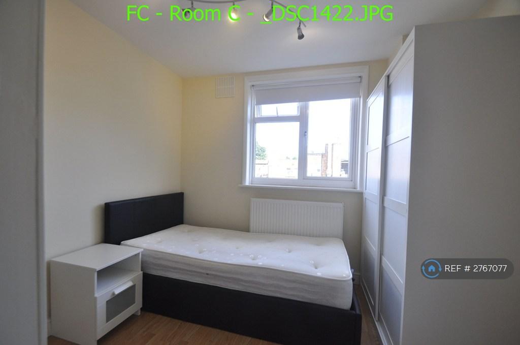 Double Bedroom With Ensuite