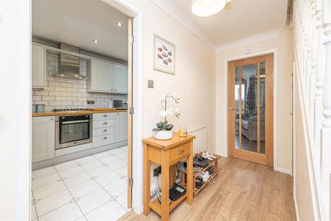 2 bedroom end of terrace house for sale, Pastures Way, Golcar, Huddersfield