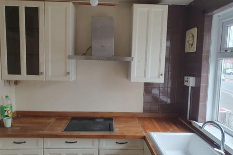3 bedroom flat to rent, Harrow Road, Wembley HA9