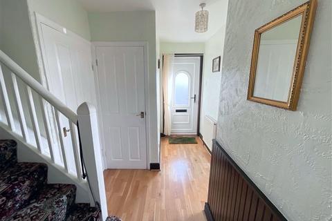 3 bedroom semi-detached house for sale, Aughton Avenue, Aughton, Sheffield, S26 3XB