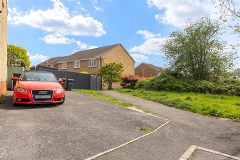 undefined, Warwick Close, Amberstone
