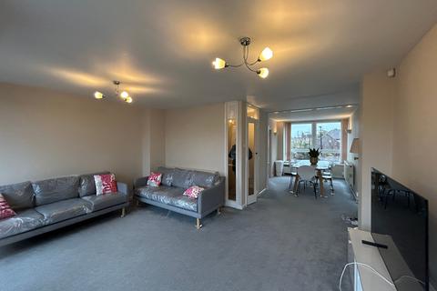 undefined, Deena Close, Queens Drive, London