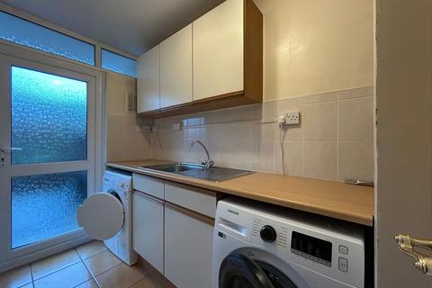 undefined, Deena Close, Queens Drive, London