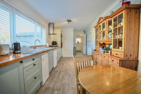 3 bedroom detached house for sale, Mundesley Road, Paston, NR28