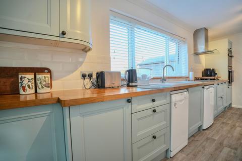 3 bedroom detached house for sale, Mundesley Road, Paston, NR28