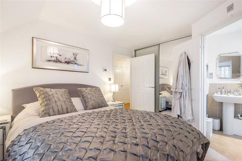 undefined, Grange Road, Grange Road, Chalfont St. Peter, Buckinghamshire, SL9