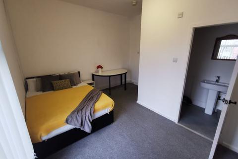 undefined, Room 4, Spring Gardens, Crewe, CW1