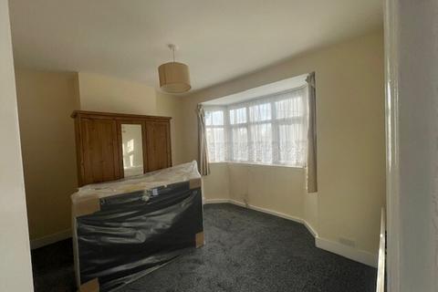 undefined, 91 TAMWORTH LANE CR4 MITCHAM EASTFIELDS