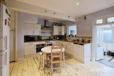 3 bedroom terraced house for sale, Main Avenue, Torquay