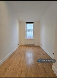 undefined, North Finchley, London, N12