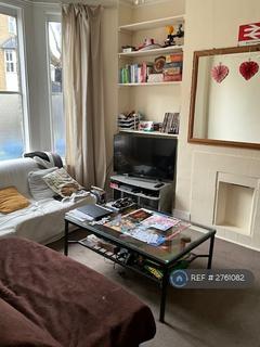5 bedroom terraced house to rent, Searles Road, London, SE1