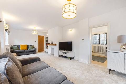 4 bedroom detached house for sale, Shutter Lane, Gotherington, Cheltenham, Gloucestershire, GL52