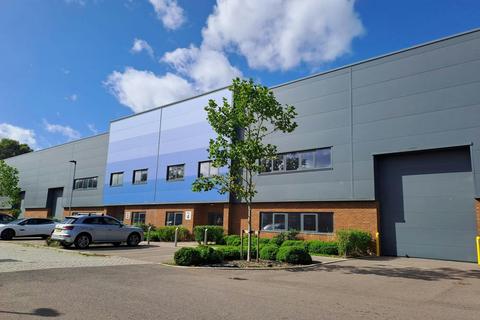 Warehouse to rent, Forge Wood Copthorne RH10 2AS