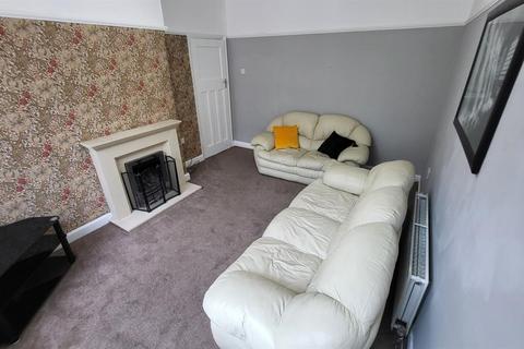 4 bedroom house to rent, Lees Hall 11 Crescent Fallowfield, Manchester M14